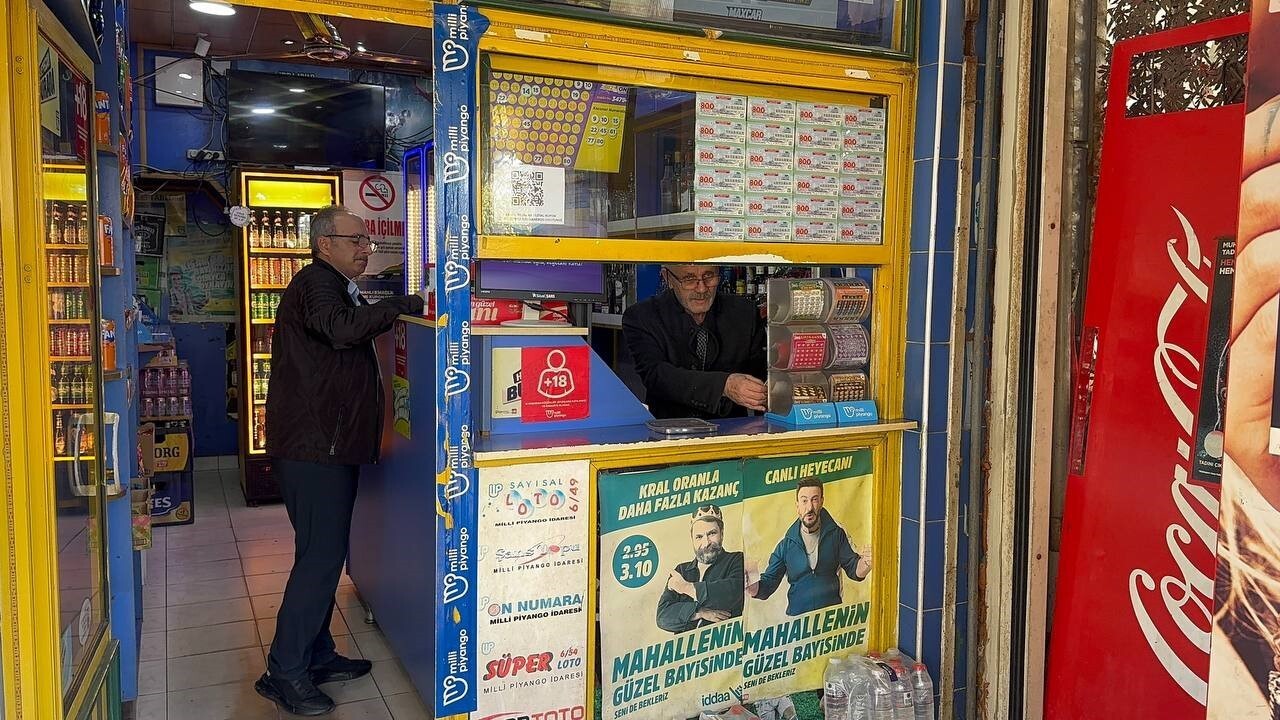 ZONGULDAK’IN ALAPLI İLÇESİNDE BİR VATANDAŞ, 200 TL’YE OYNADIĞI KAZI KAZAN OYUNUNDAN 16 MİLYON...