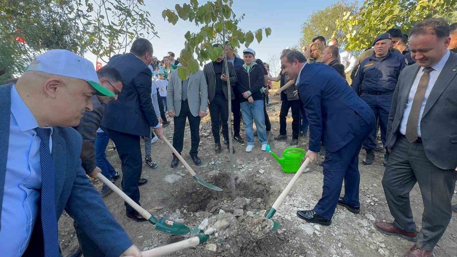 ZONGULDAK’IN ALAPLI İLÇESİNDE ORMAN İŞLETME MÜDÜRLÜĞÜ TARAFINDAN 11 KASIM 2025 TARİHİNDE SAAT...