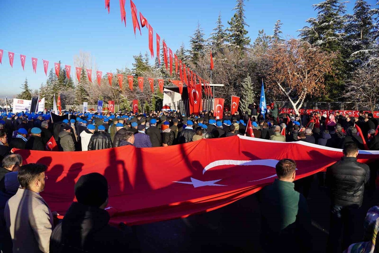 17 ARALIK 2016 TARİHİNDE KAYSERİ’DE GERÇEKLEŞTİRİLEN HAİN TERÖR SALDIRISINDA ŞEHİT DÜŞEN 15...