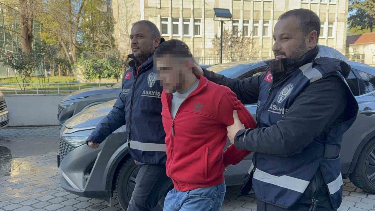 22 YAŞINDAKİ KEREM ÇELİKKANAT TUTUKLANARAK CEZAEVİNE GÖNDERİLDİ.