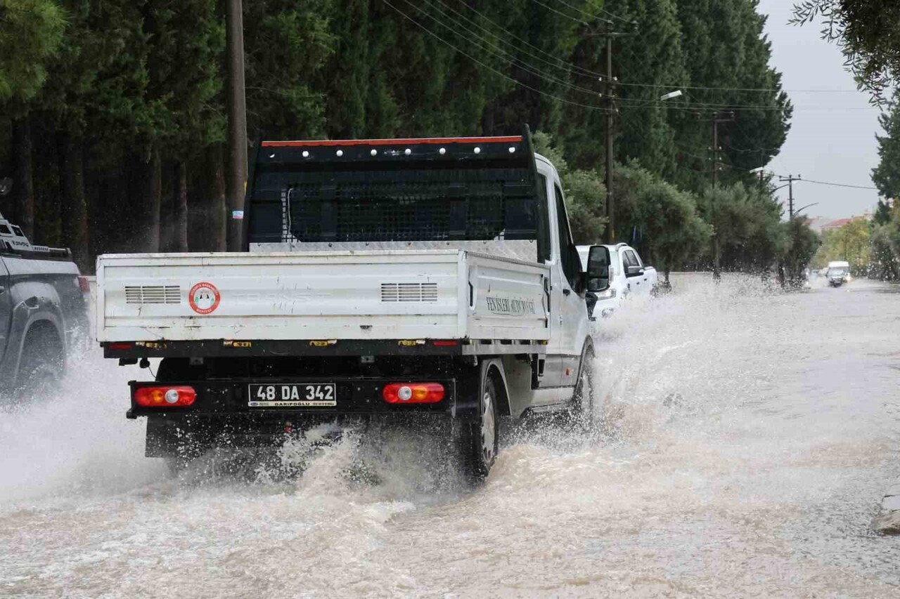 6 ARALIK’TA MUĞLA'DA EN FAZLA YAĞIŞ ULA KAVAKÇALI MAHALLESİNE DÜŞTÜ