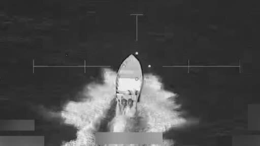 ABD ordusu, Doğu Pasifik’te uyuşturucu taşıdığı belirlenen 2 tekneye gerçekleştirdiği saldırılarda...