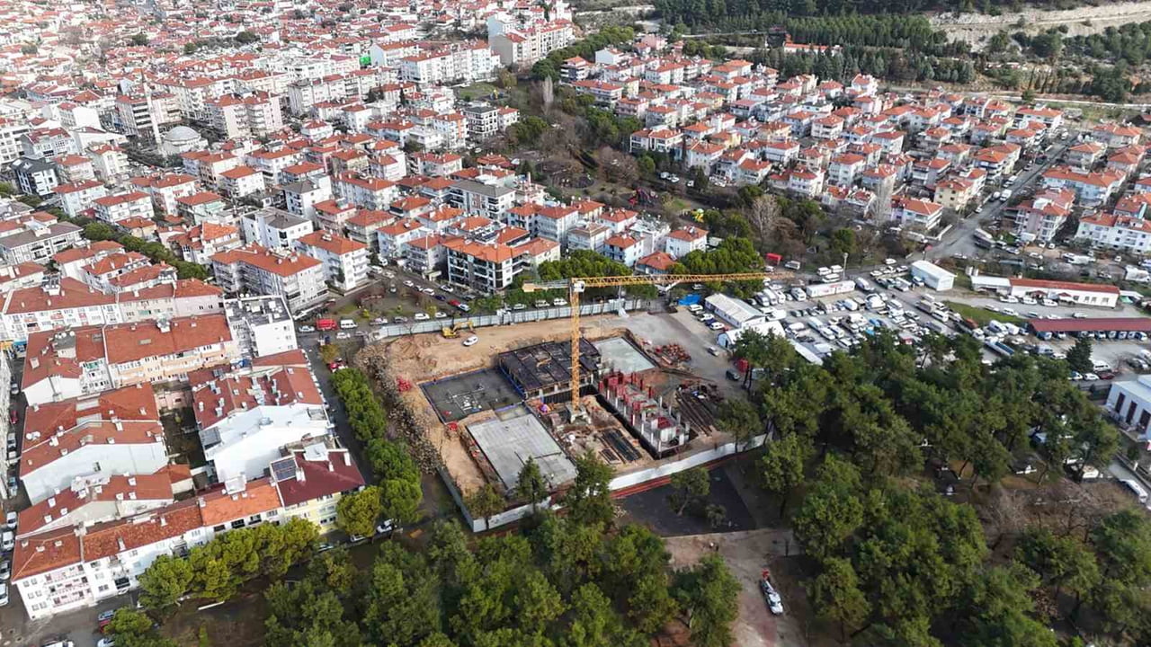 ABİDE H. NURİ ÖNCÜER HUZUREVİ DEPREME DAYANIKLI ŞEKİLDE YENİDEN İNŞA EDİLİYOR