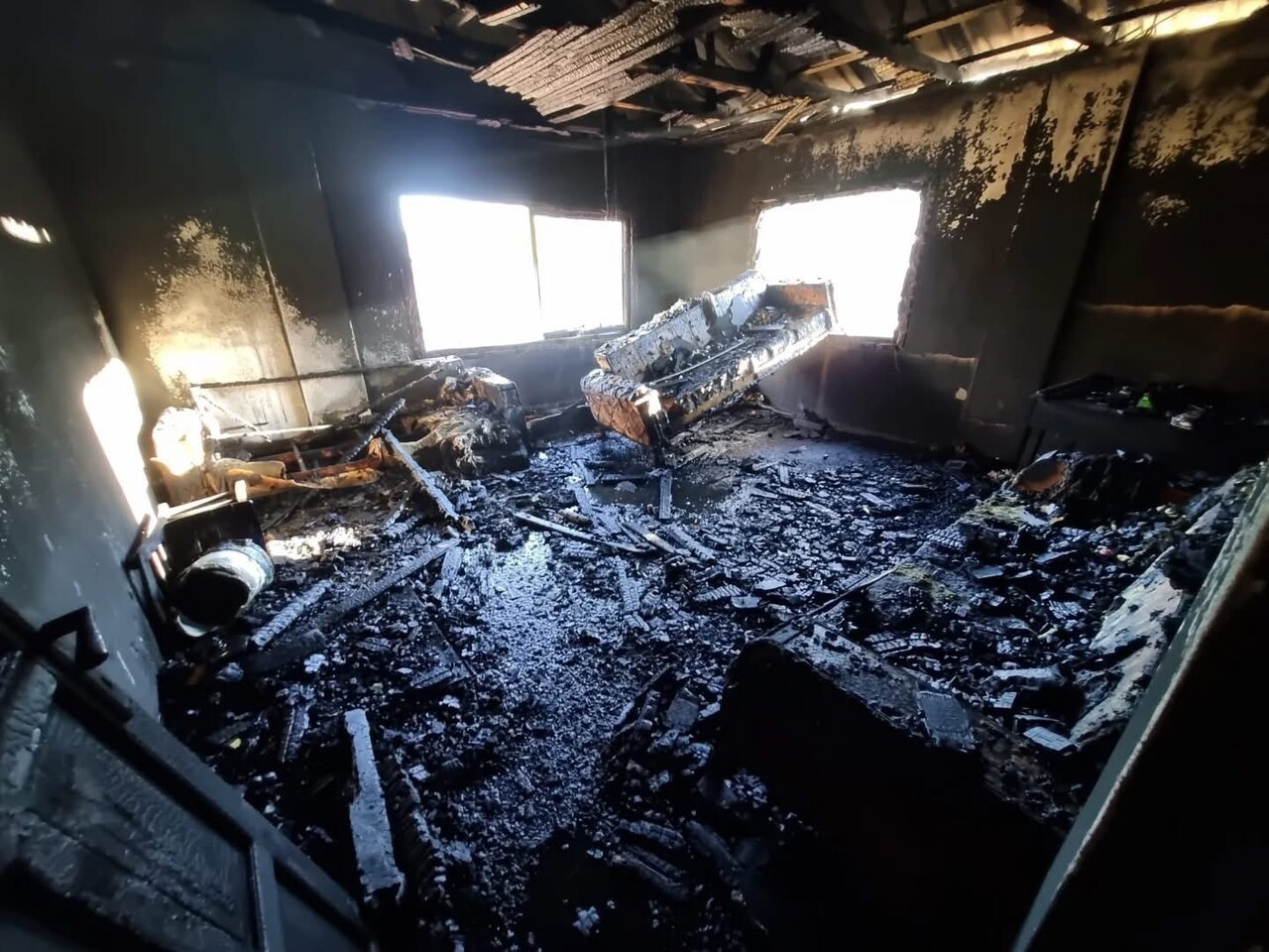 ADANA'NIN ALADAĞ İLÇESİNDE ÇIKAN YANGINDA EVİ KÜLE DÖNEN 85 YAŞINDAKİ ZEYNEP KEKLİK’İN CANSIZ...