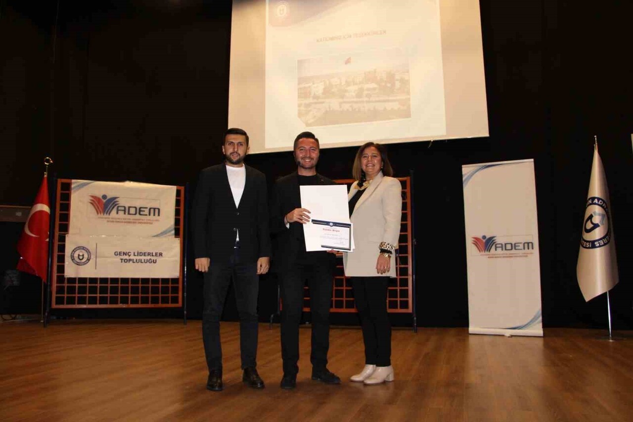 ADÜ’DE "DİKSİYON VE TOPLULUK ÖNÜNDE KONUŞMA SANATI" ETKİNLİĞİ GERÇEKLEŞTİ