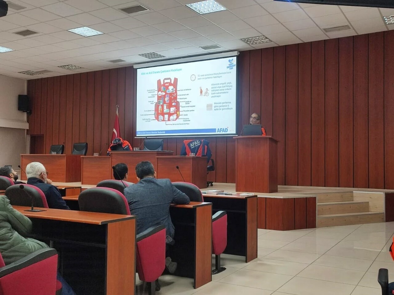 AFAD AYDIN İL MÜDÜRLÜĞÜ TARAFINDAN, AFETLERE HAZIRLIK VE FARKINDALIĞIN ARTIRILMASI AMACIYLA AYDIN...