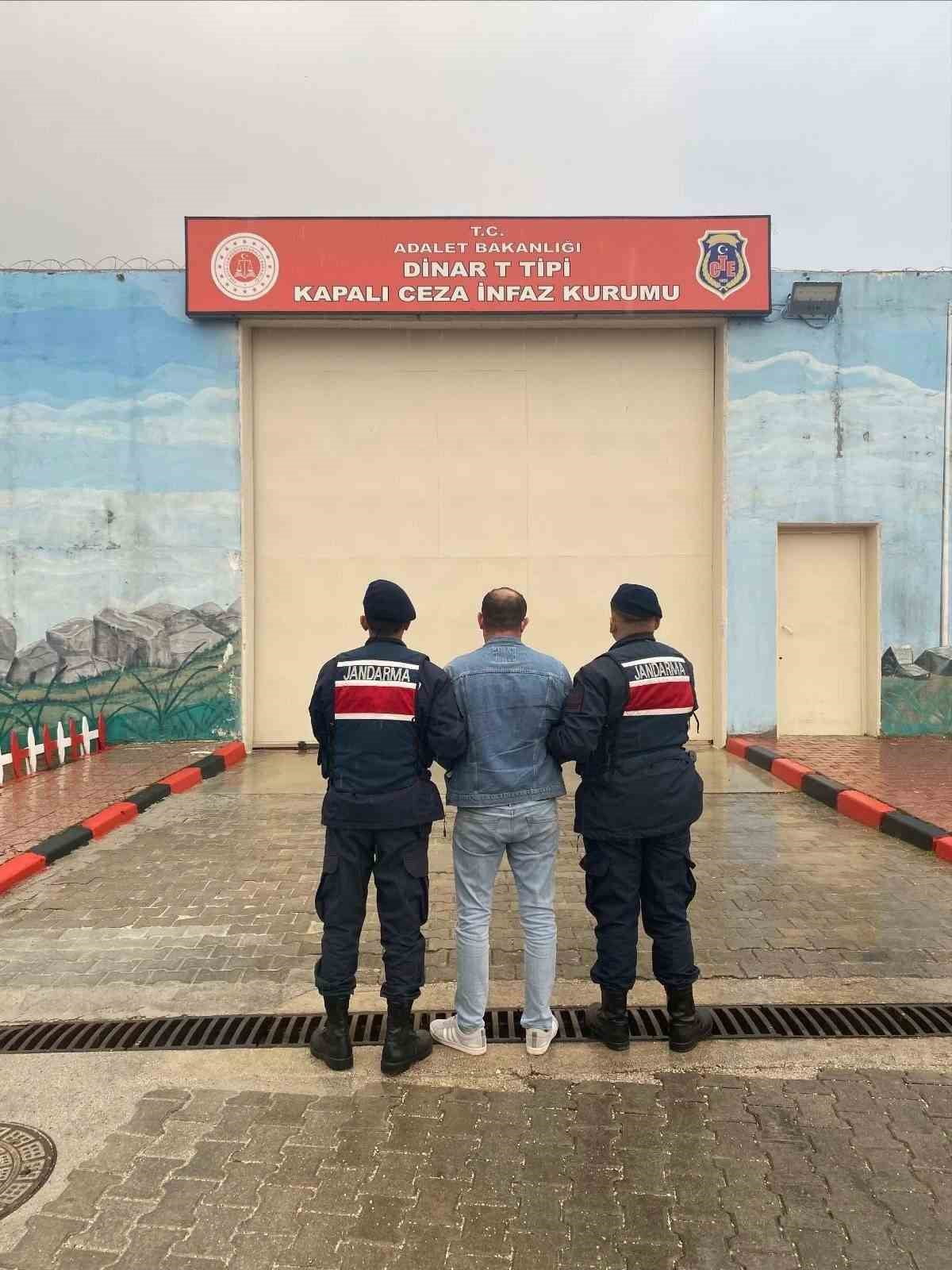 AFYONKARAHİSAR'DA JANDARMA TARAFINDAN SON BİR HAFTA İÇERİSİNDE GERÇEKLEŞTİRİLEN DENETİMLERDE...