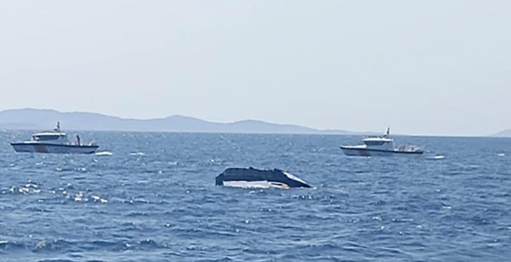 AĞUSTOS AYINDA 'GRAYWOLF' İSİMLİ TEKNESİ İLE MARMARA DENİZİ'NDE SEYREDEN İŞADAMI HALİT YUKAY'IN...