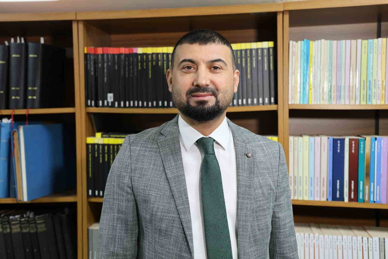 ALPARSLAN TÜRKEŞ BİLİM VE TEKNOLOJİ ÜNİVERSİTESİ'NDEN DOÇ. DR. BERAT AKINCI