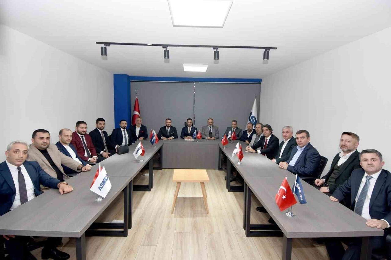 ANADOLU ASLANLARI İŞ ADAMLARI DERNEĞİ (ASKON) ERZURUM ŞUBESİ YAVUZ SELİM TURAN BAŞKANLIĞI'NDA YENİ...