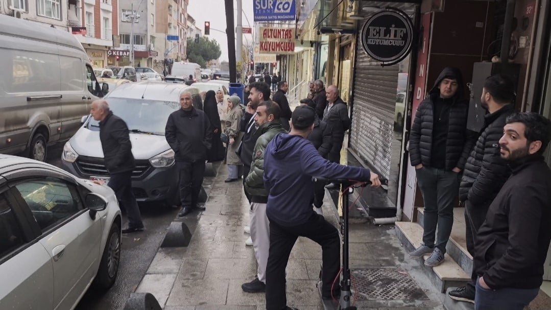 ANBUL'UN SULTANGAZİ İLÇESİNDE YILLARDIR KUYUMCULUK YAPAN BİR ŞAHIS, İDDİAYA GÖRE MAHALLE...
