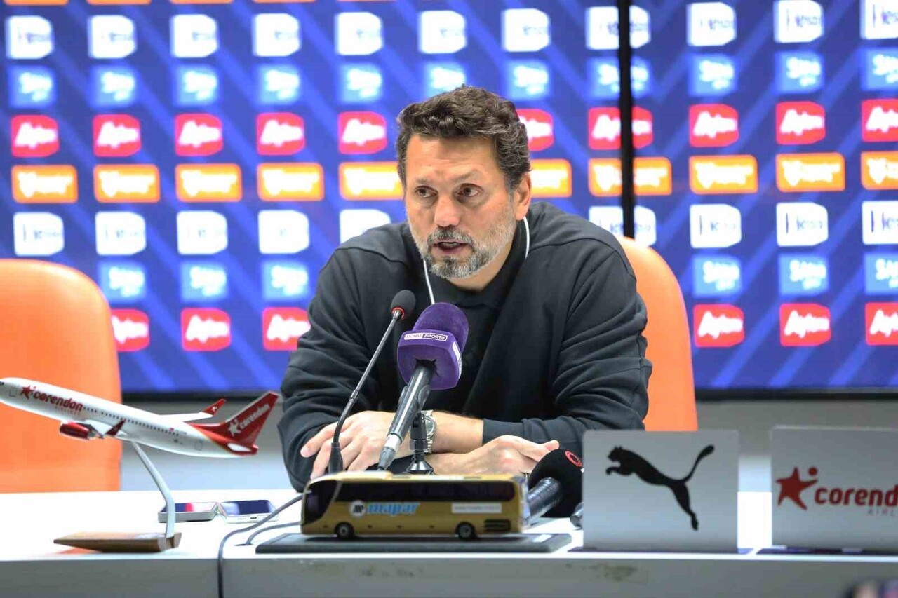 ANTALYASPOR TEKNİK DİREKTÖRÜ EROL BULUT, CORENDON ALANYASPOR MAÇININ ARDINDAN ‘’ DEPLASMANDA...