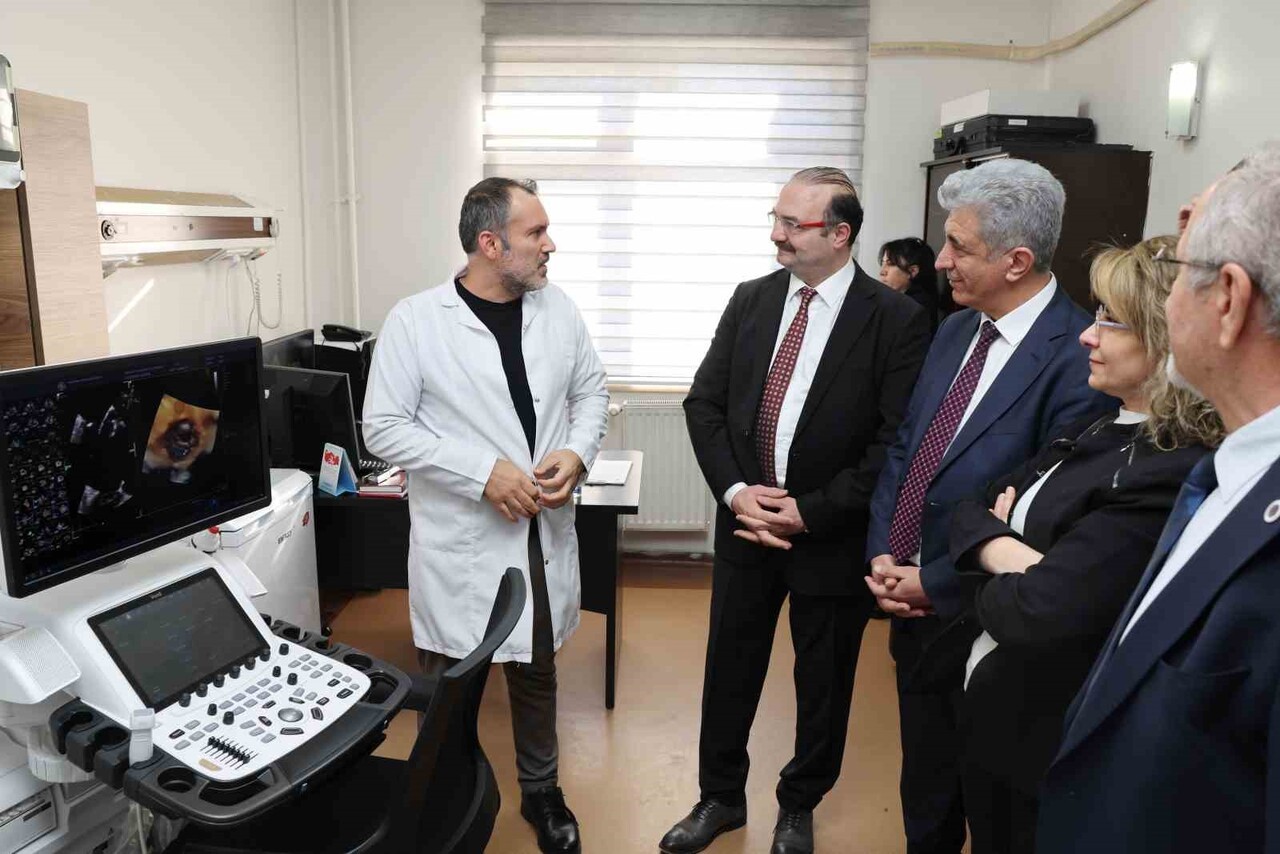 ATATÜRK ÜNİVERSİTESİ ARAŞTIRMA HASTANESİNDE, SAĞLIK HİZMETLERİNİN NİTELİĞİNİ ARTIRMAYA YÖNELİK...