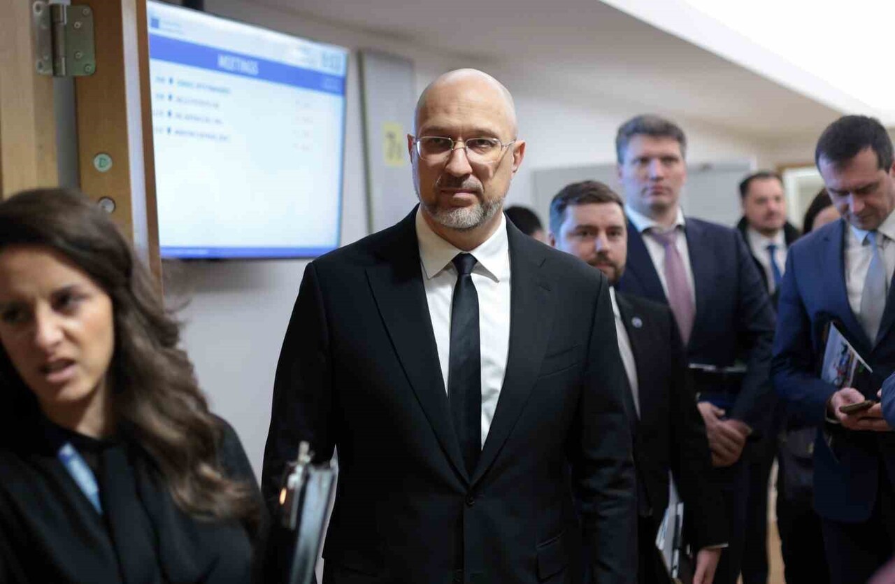 AVRUPA BİRLİĞİ (AB) SAVUNMA BAKANLARI, UKRAYNA’YA ASKERİ DESTEK VE AB'NİN SAVUNMA HAZIRLIĞINA...