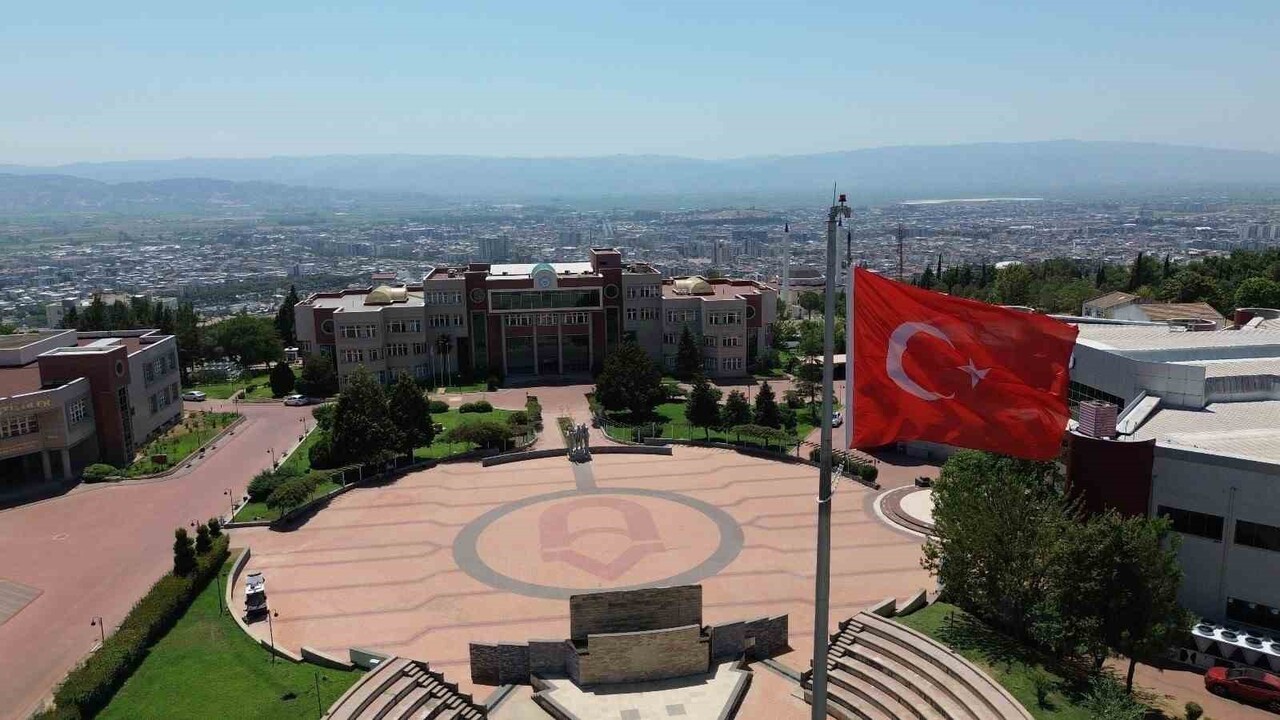 AYDIN ADNAN MENDERES ÜNİVERSİTESİ (ADÜ), ÇEVRE DOSTU ÜNİVERSİTELERİN DEĞERLENDİRİLDİĞİ UI...