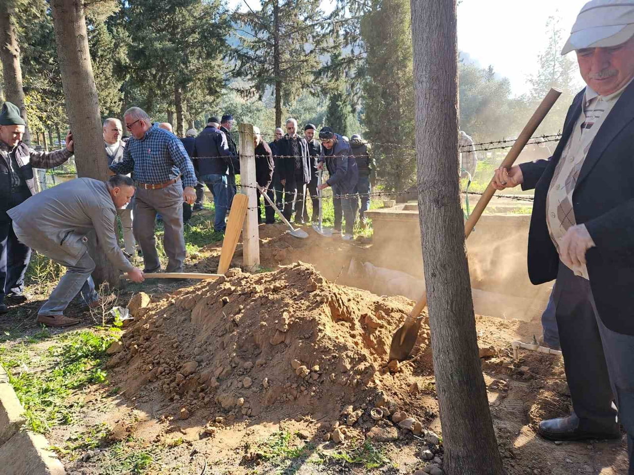 AYDIN’IN EN ÜNLÜ MÜEZZİNLERİNDEN BİRİ OLAN VE AMA HAFIZ OLARAK BİLİNEN GÜNGÖR MEGİ HAYATINI...