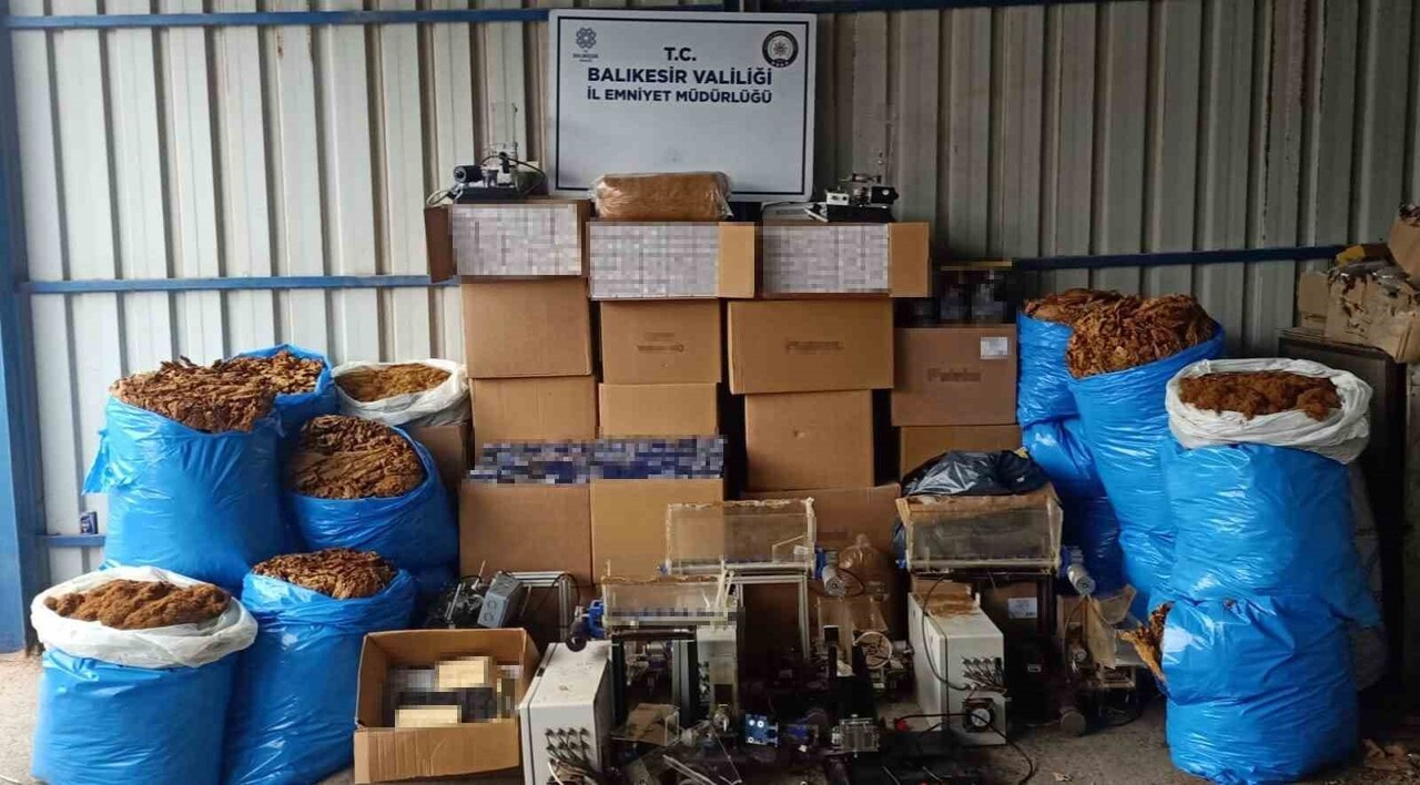 BALIKESİR’İN GÖNEN İLÇESİNDE TÜTÜN VE TÜTÜN MAMULÜ KAÇAKÇILIĞINA YÖNELİK YÜRÜTÜLEN ÇALIŞMALAR...