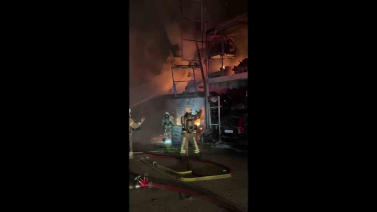 BAŞAKŞEHİR ATATÜRK OTO SANAYİ  SİTESİ’NDE ÇIKAN YANGINDA 1 KİŞİ HAYATINI KAYBETTİ