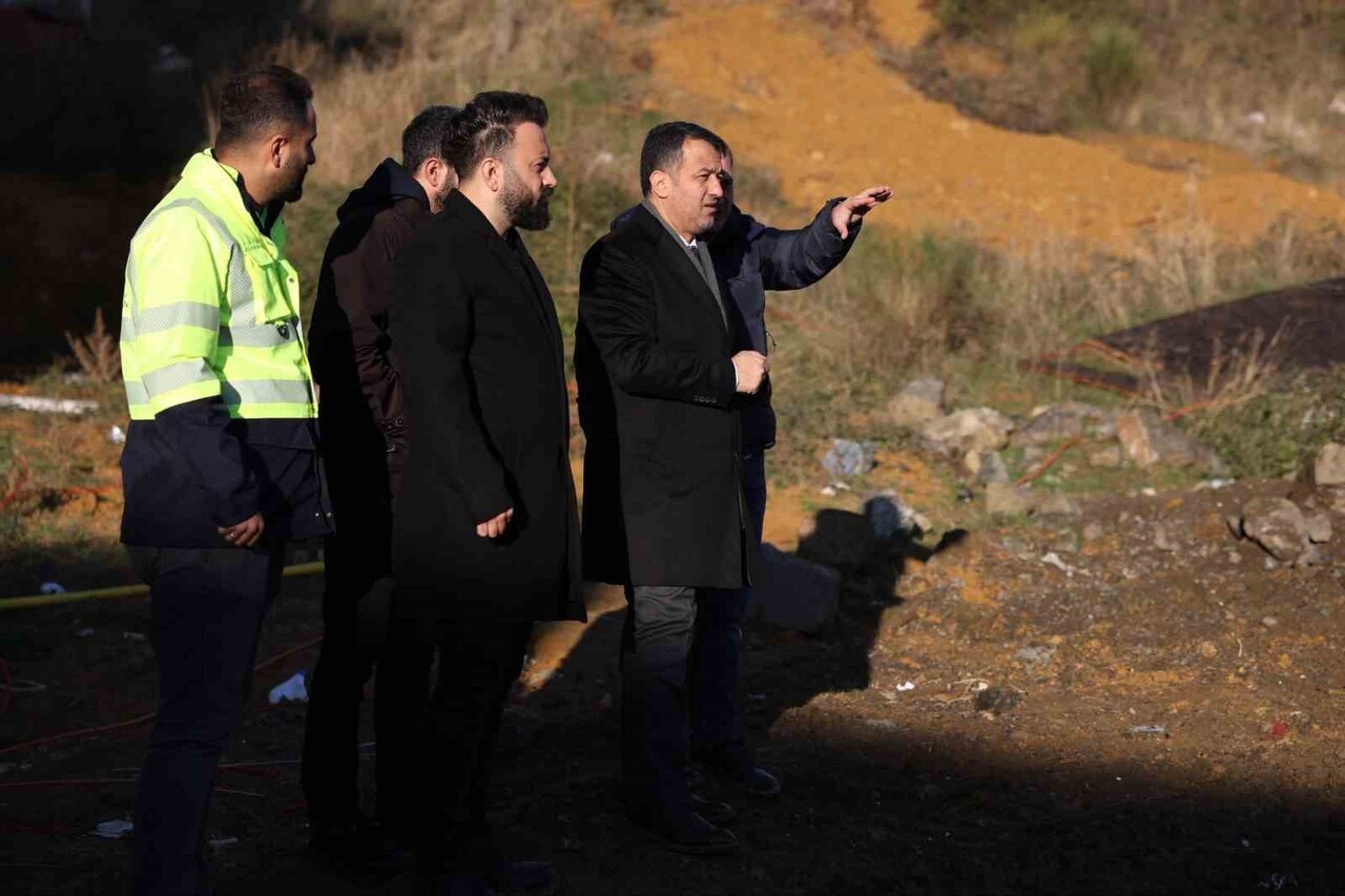 BAŞKAN HALİT DOĞAN, RTE BULVARI İLE KENAN ŞARA KÖPRÜLÜ KAVŞAĞI’NDAKİ ÇALIŞMALARI YERİNDE...