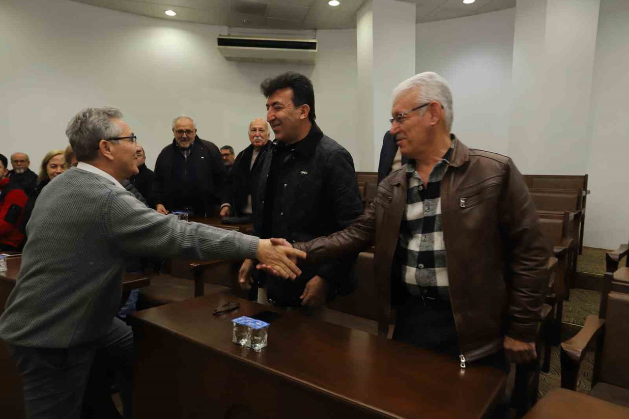 BAŞKAN TETİK, NAZİLLİ’DE ESNAFLARLA BULUŞTU