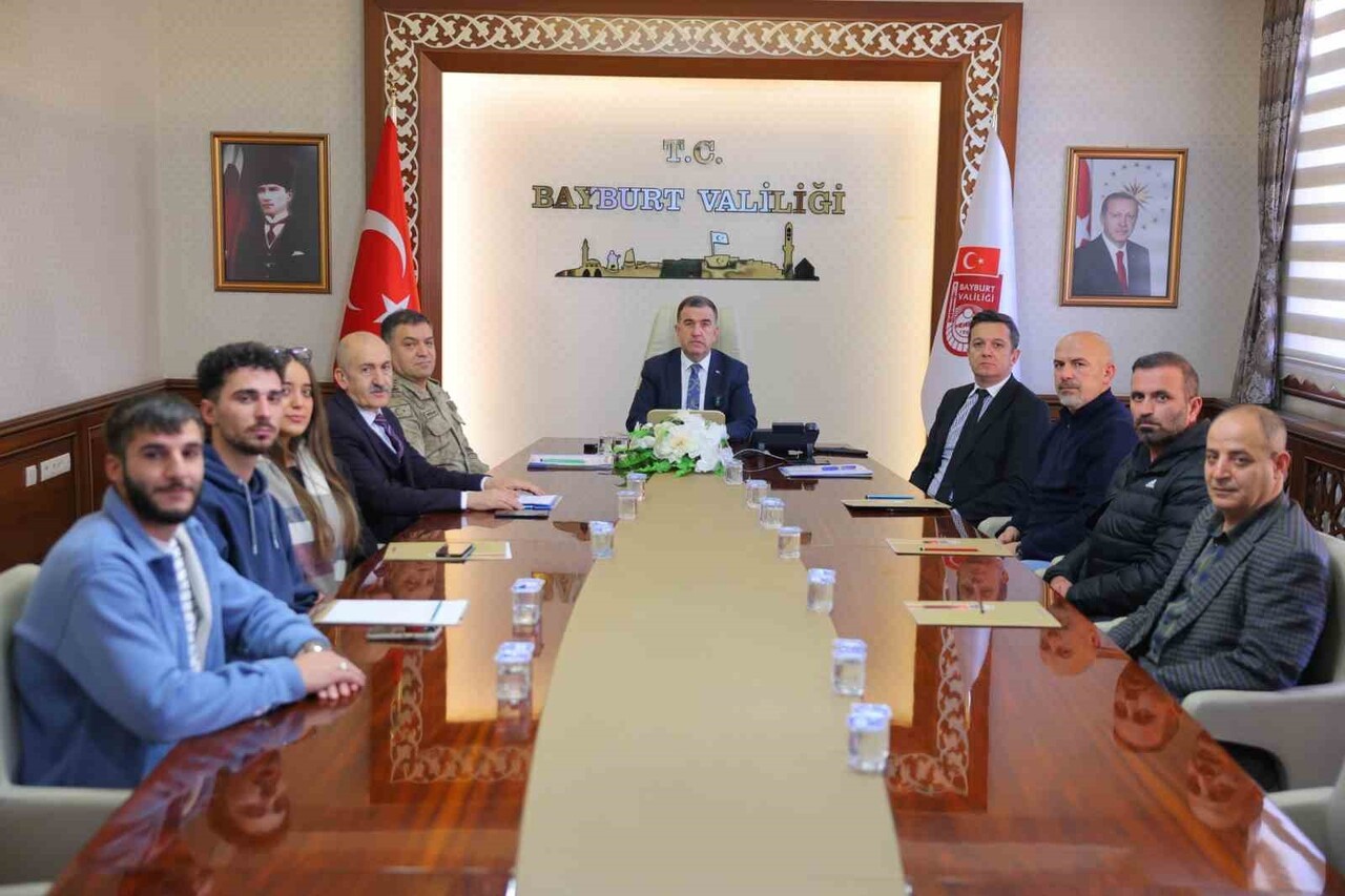 BAYBURT VALİSİ MUSTAFA ELDİVAN’IN BAŞKANLIĞINDA KASIM 2025 ASAYİŞ VE BİLGİLENDİRME TOPLANTISI...