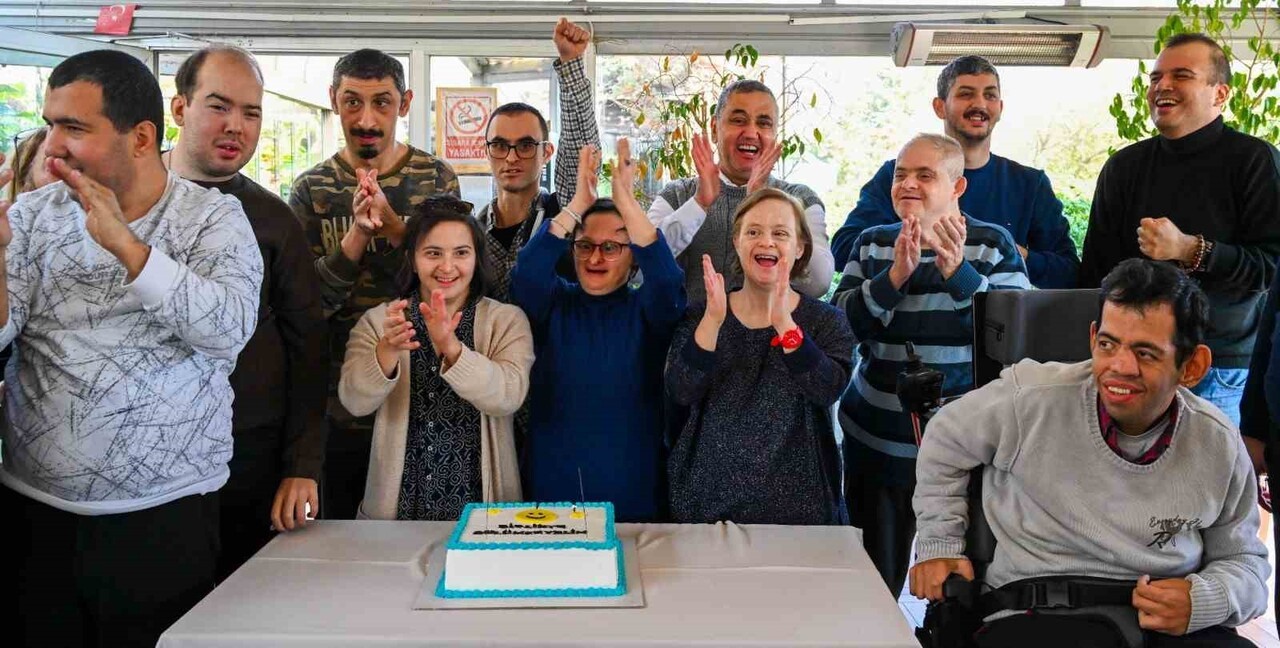 BEŞİKTAŞ BELEDİYESİ, 3 ARALIK DÜNYA ENGELLİLER GÜNÜ KAPSAMINDA İLÇEDE YAŞAYAN ENGELLİ BİREYLER VE...