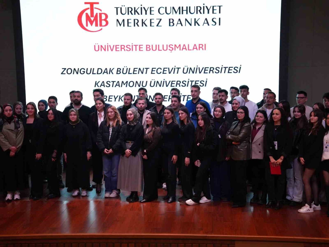 BEÜ'DEN FİNANS MERKEZİNE ZİYARET