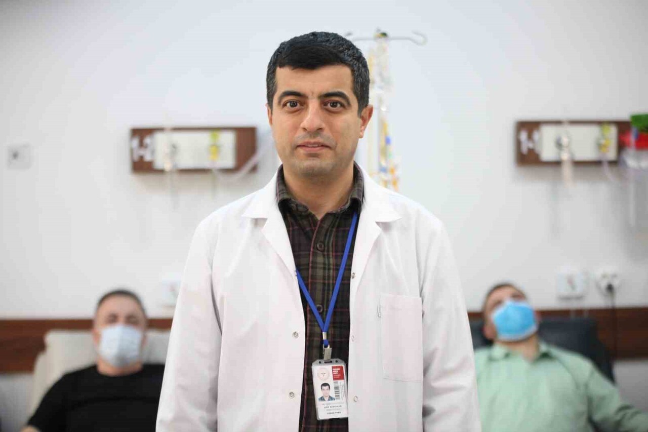 BEYHEKİM EĞİTİM VE ARAŞTIRMA HASTANESİ TIBBI ONKOLOJİ BÖLÜMÜ UZMAN DR. AZİZ KURTULUŞ, "KANSER TÜM...