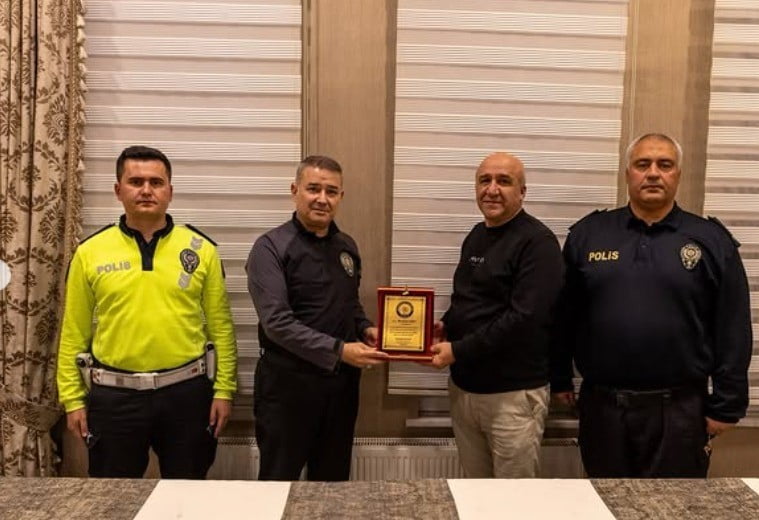 BİLECİK EMNİYETİNDE EMEKLİYE AYRILAN PERSONELE VEDA