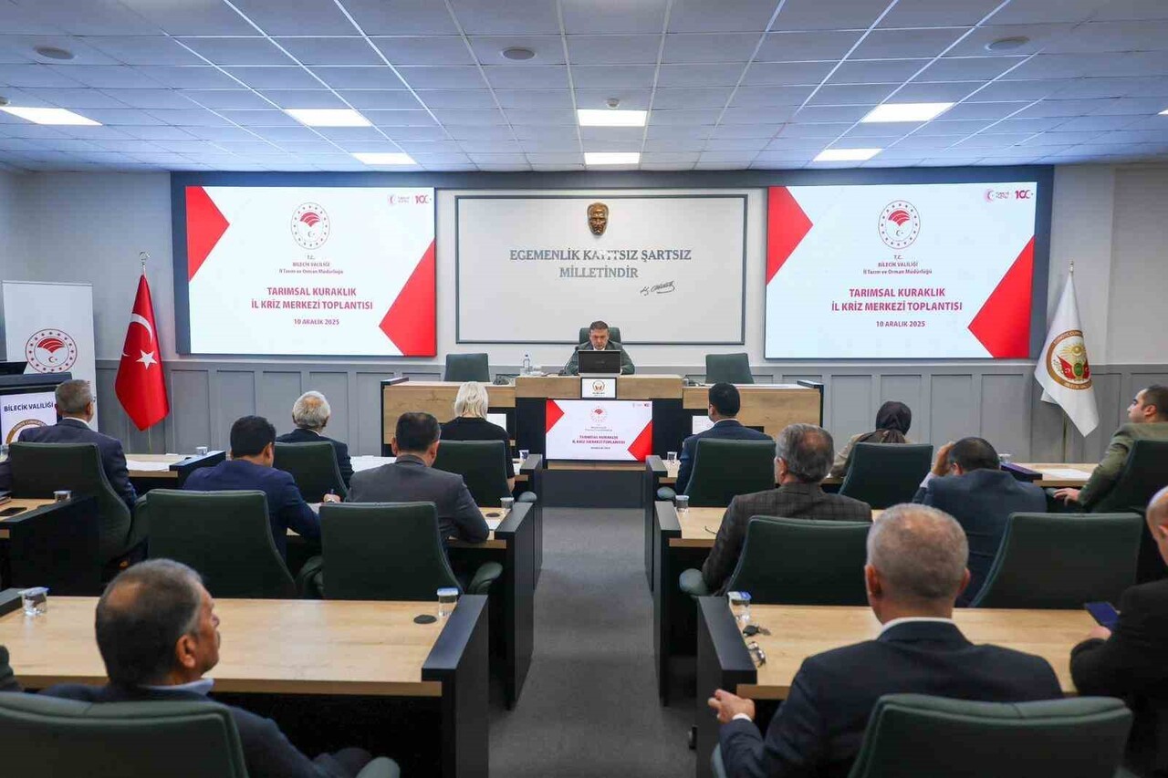 BİLECİK’TE KURAKLIK KRİZ MERKEZİ VE HAYVANLARI KORUMA KURULU TOPLANTILARI YAPILDI