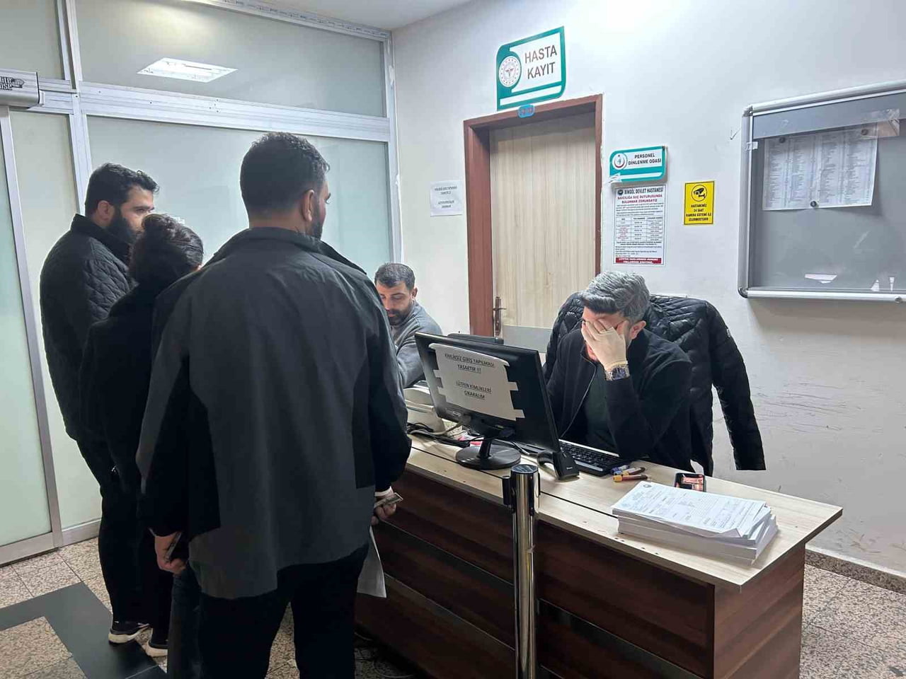 BİNGÖL DEVLET HASTANESİ DAHİLİYE UZMANI DR. HASAN ELMAS, KIŞ AYLARININ GELMESİ VE HAVALARIN...