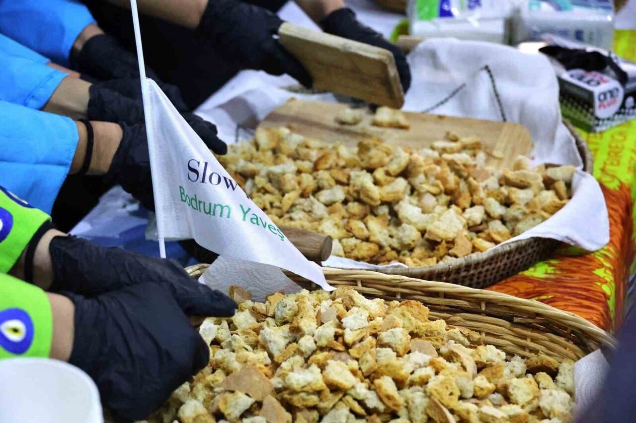 BODRUM’DA 12. TOPRAK ANA GÜNÜ VE YERLİ MALI HAFTASI KUTLANDI