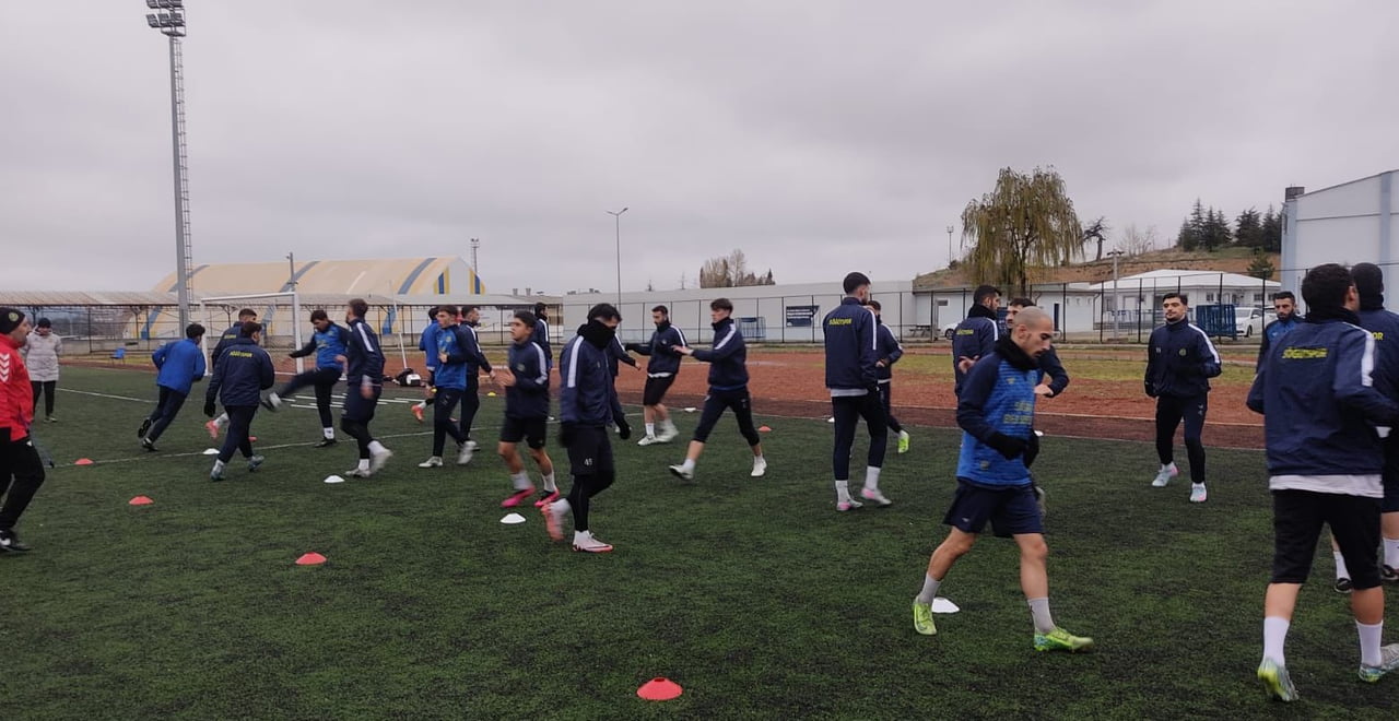 BÖLGESEL AMATÖR LİG (BAL) TEMSİLCİSİ SÖĞÜTSPOR, YARIN OYNAYACAĞI BEYTEPE METE SPOR MAÇININ...