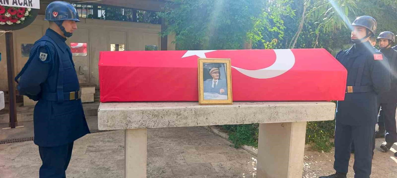 BOLU’NUN KÖKLÜ AİLELERİNDEN GÜLEZ AİLESİNİN YAŞAYAN EN BÜYÜK ÜYESİ  KORE GAZİSİ AHMET ORHAN GÜLEZ...