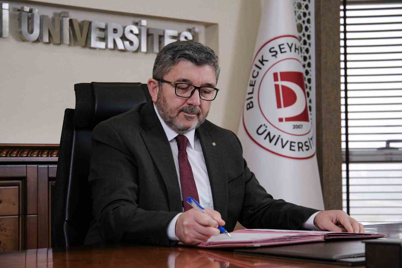 BŞEÜ’DEN LİZBON ÜNİVERSİTESİ İLE İŞ BİRLİĞİ BİLECİK ŞEYH EDEBALİ ÜNİVERSİTESİ REKTÖRÜ PROF. DR....