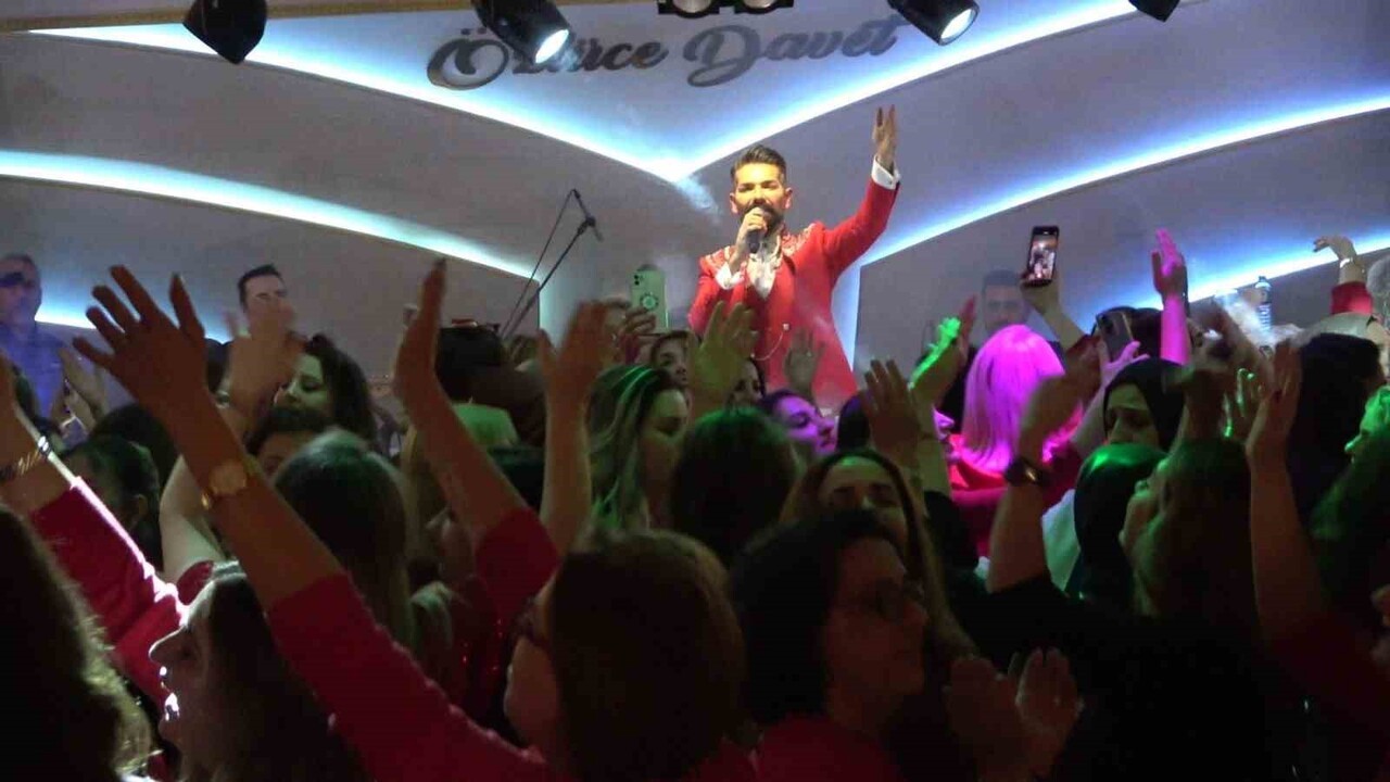 BU KELİMEYİ HERKES KULLANIYORDU ARTIK MEHMET ÇEVİK’TEN İZİN ALACAKLAR