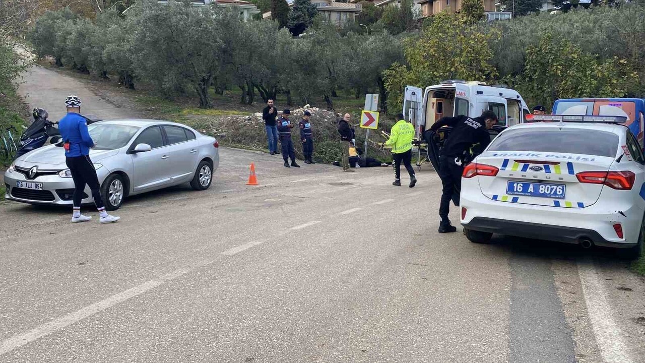 BURSA'NIN MUDANYA İLÇESİ AYDINPINAR MAHALLESİ ESKİ MUDANYA CADDESİ ÜZERİNDE SAAT 12.30 SIRALARINDA...