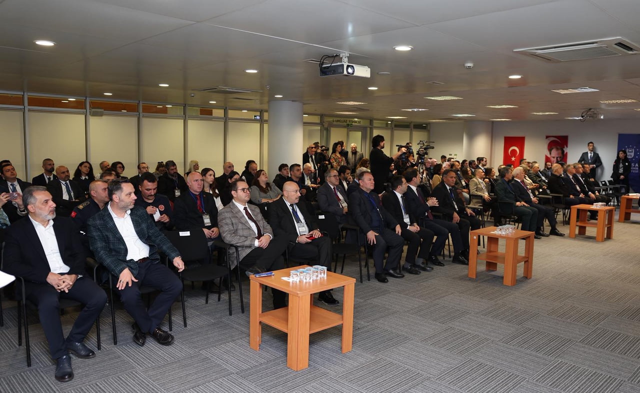 BURSA BÜYÜKŞEHİR BELEDİYESİ AFET KOORDİNASYON MERKEZİ (AKOM) TARAFINDAN DÜZENLENEN ‘DEPREM SIĞINMA...