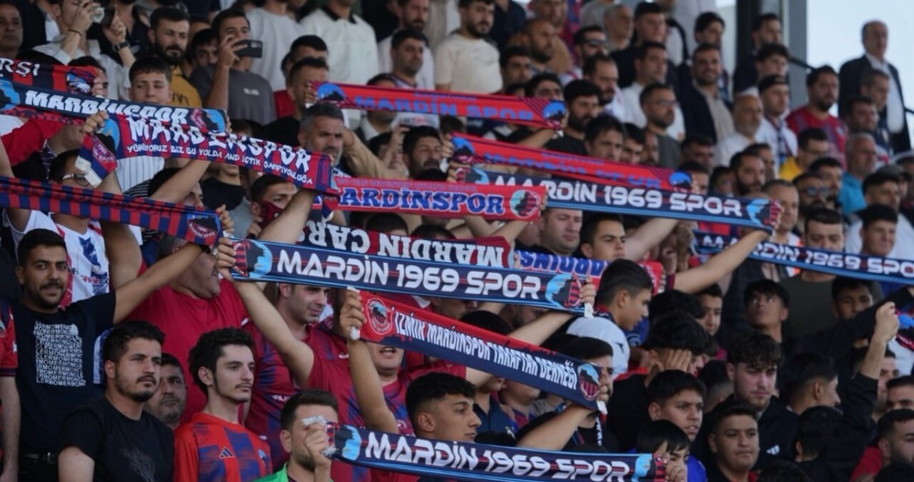 BURSASPOR, LİDER MARDİN 1969 SPOR'U DEPLASMANDA 2-1 MAĞLUP ETTİ