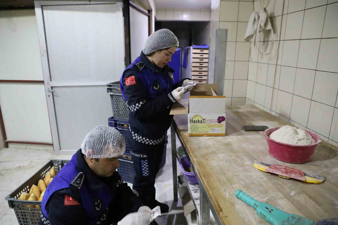 BÜYÜKŞEHİR ZABITASINDAN HİJYEN VE GRAMAJ DENETİMİ