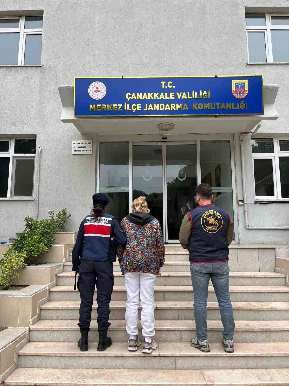 ÇANAKKALE'DE JANDARMA EKİPLERİNCE SUÇ VE SUÇLULARLA MÜCADELEYE YÖNELİK GERÇEKLEŞTİRİLEN...
