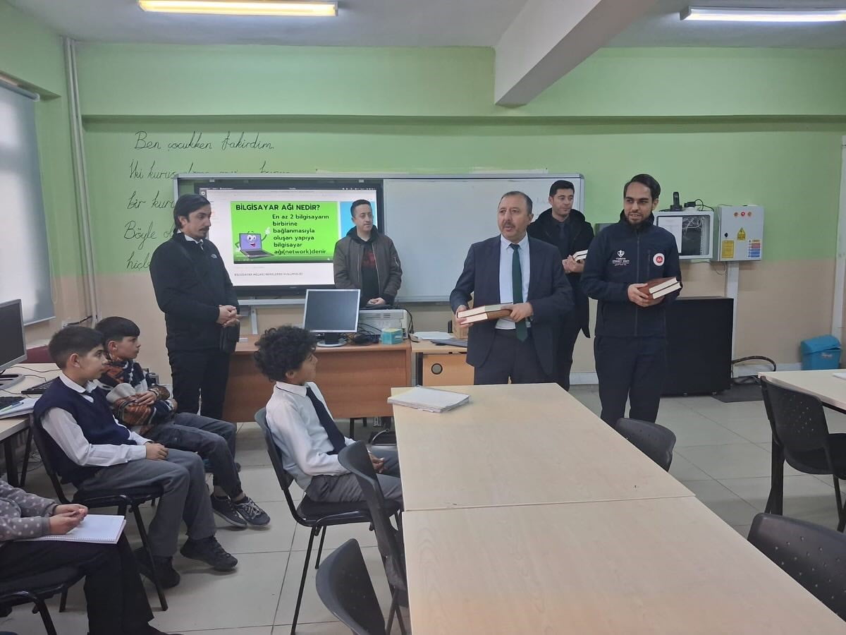 ÇILDIR İLÇE MÜFTÜLÜĞÜ ŞEHİT TANER KARADENİZ ORTAOKULU’NDA YÜRÜTÜLEN ÇEDES PROJESİ KAPSAMINDA...