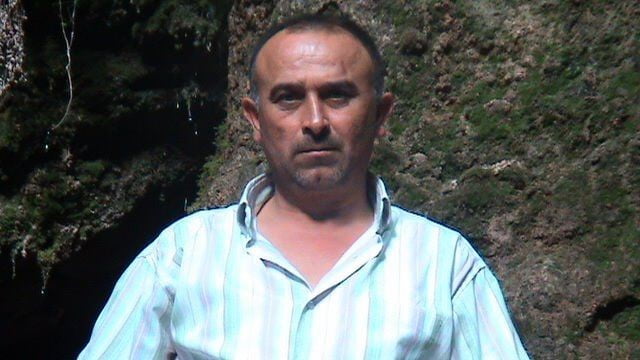 DENİZLİ’DE EVİNİN ÇATISININ TAMİRATINI YAPMAK İSTEDİĞİ SIRADA BİR ANLIK DENGESİNİ KAYBEDEREK DÜŞEN...