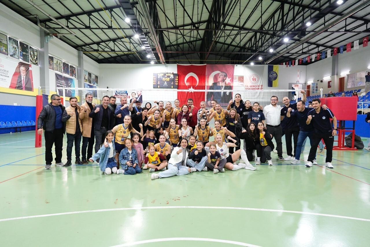DİDİM BELEDİYESPOR KADIN VOLEYBOL TAKIMI, TVF KADINLAR 2. LİGİ 7. GRUP 17. HAFTA KARŞILAŞMASINDA...