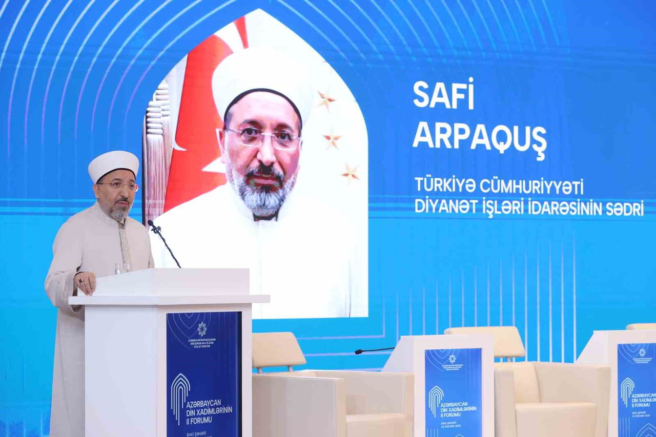 DİYANET İŞLERİ BAŞKANI PROF. DR. SAFİ ARPAGUŞ, BAKÜ'DE DÜZENLENEN "AZERBAYCAN DİN ADAMLARI II....