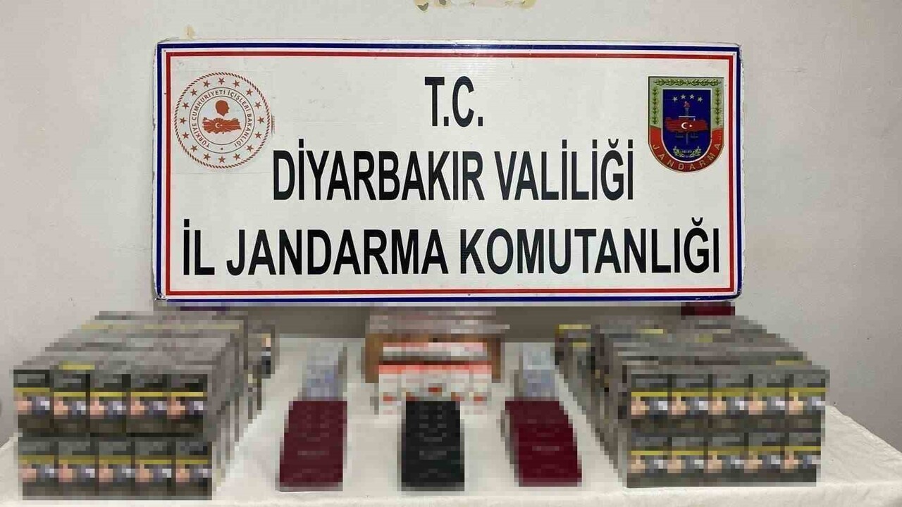 DİYARBAKIR’DA JANDARMA EKİPLERİ TARAFINDAN ÇOK SAYIDA GÜMRÜK KAÇAĞI ÜRÜN ELE...
