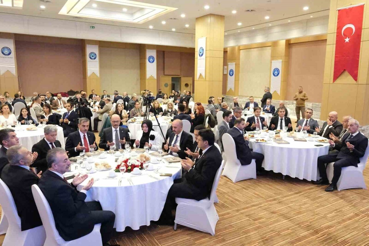 ‘DOĞUMUNUN 120’NCİ, VEFATININ İSE 50’NCİ YILINDA HÜSEYİN NİHAL ATSIZ’A VEFA’ TEMASIYLA DÜZENLENEN...