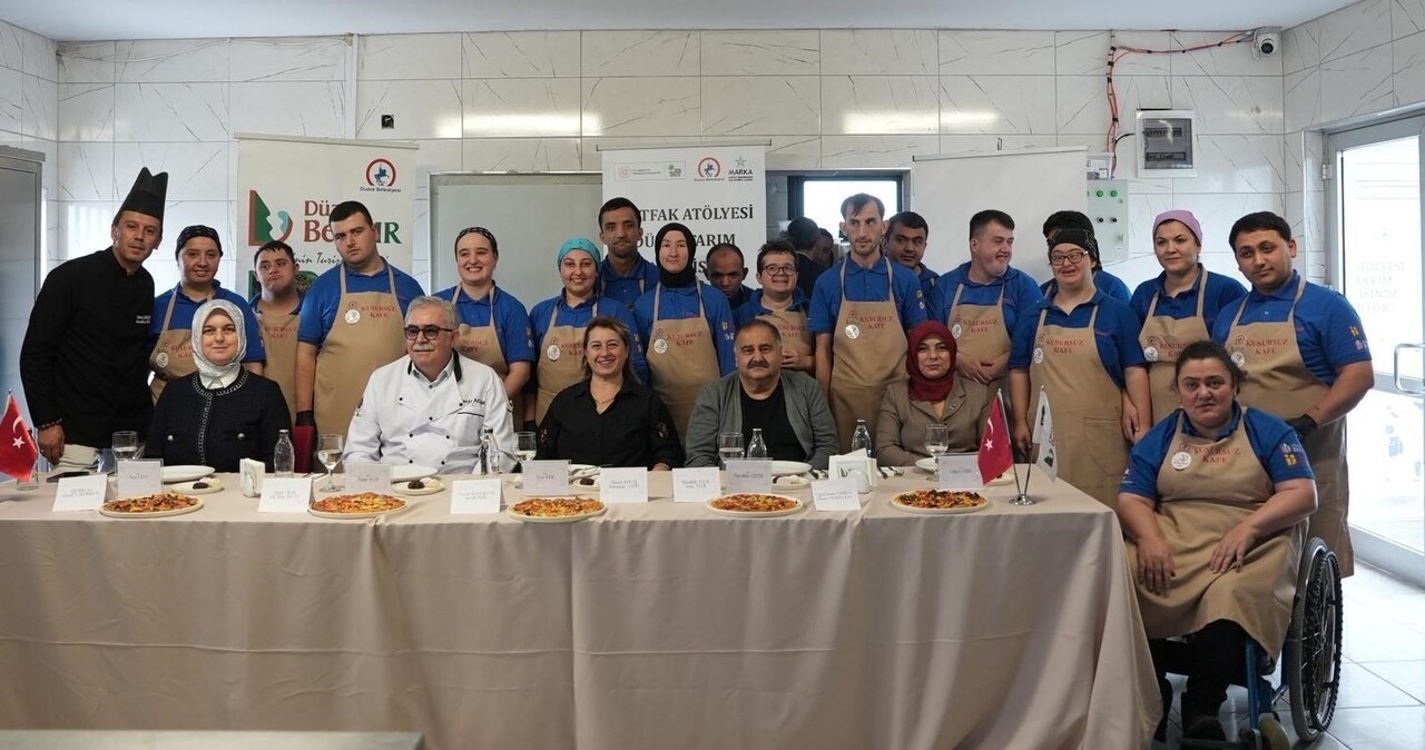 DÜZCE BELEDİYESİ KUSURSUZ KAFE İLE MUTFAK SANATLARI AKADEMİSİ’NİN DÜZENLEDİĞİ YARIŞMADA KUSURSUZ...