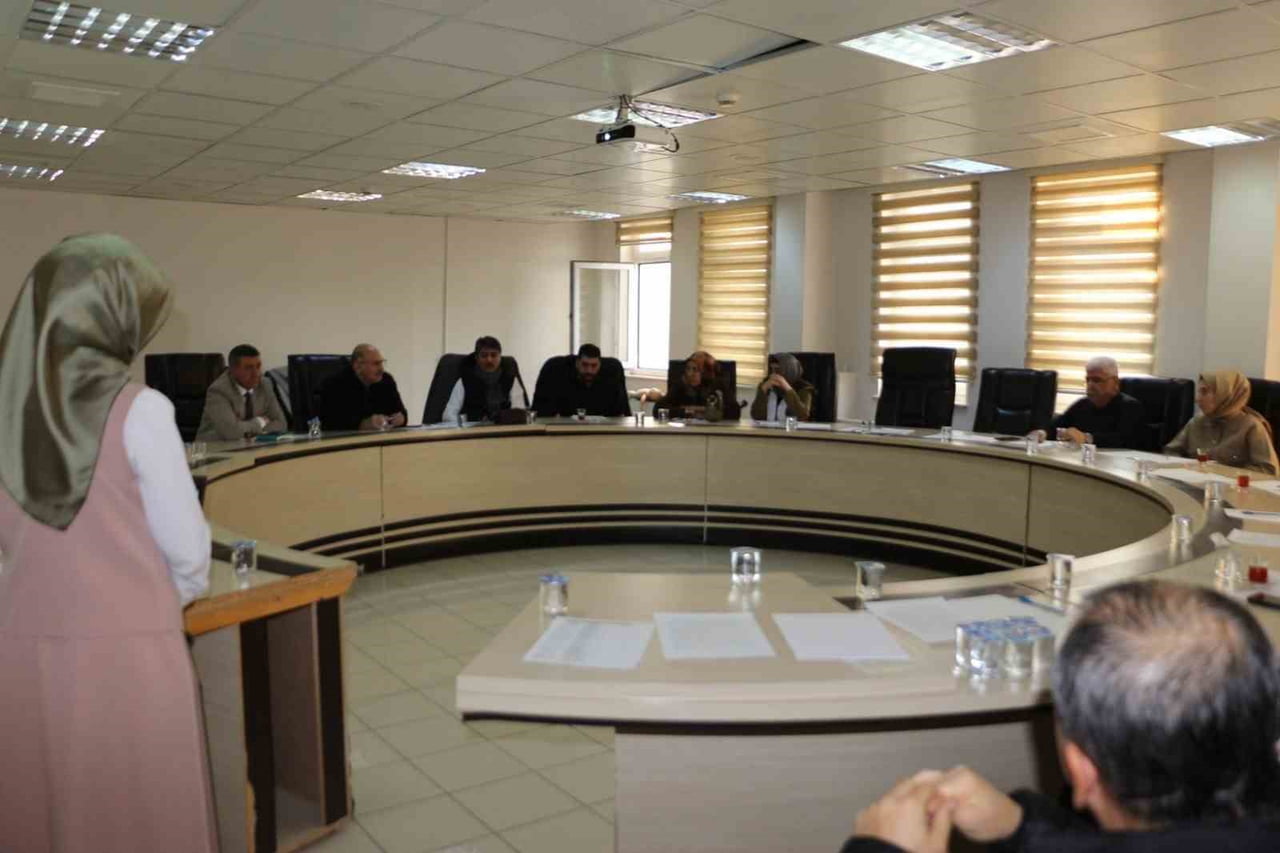 ELAZIĞDA DÜZENLEME TOPLANTIDA,  TÜBERKÜLOZ KONTROL HİZMETLERİ VE SORUNLARI ELE ALINDI