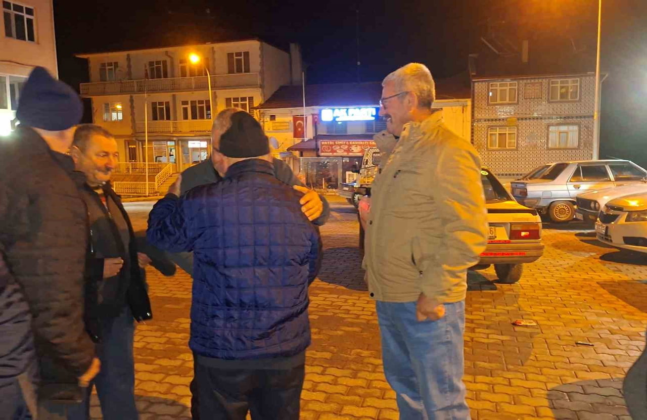 EMET VE HİSARCIK’TAN 33 KİŞİLİK UMRE KAFİLESİ DUALARLA UĞURLANDI